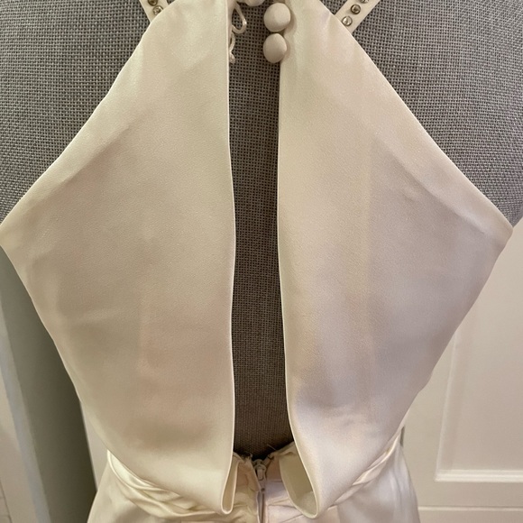 David’s bridal Galina bridal wedding dress gown - Picture 3 of 8